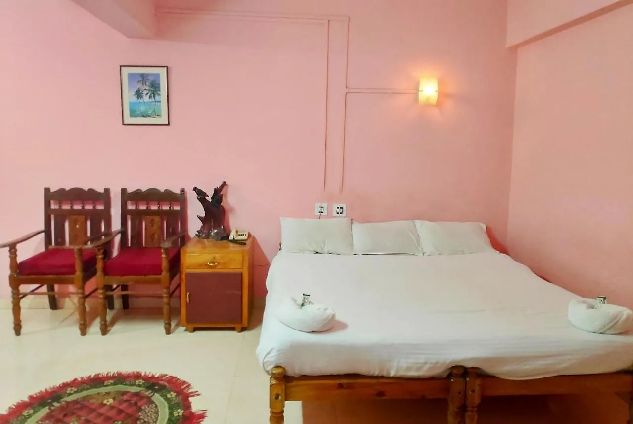 Munnar Downtown Hotel