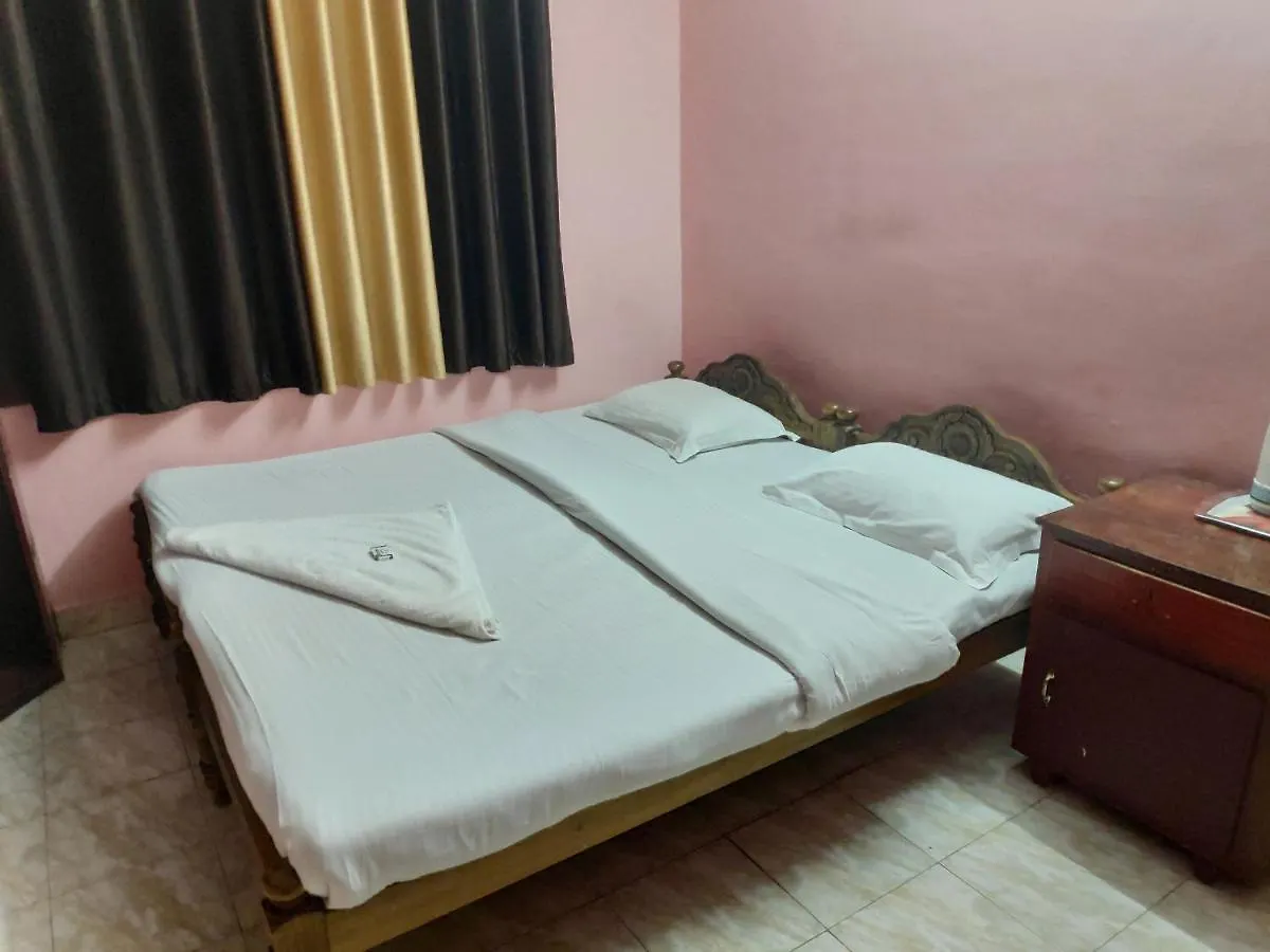 Munnar Downtown Hotel India